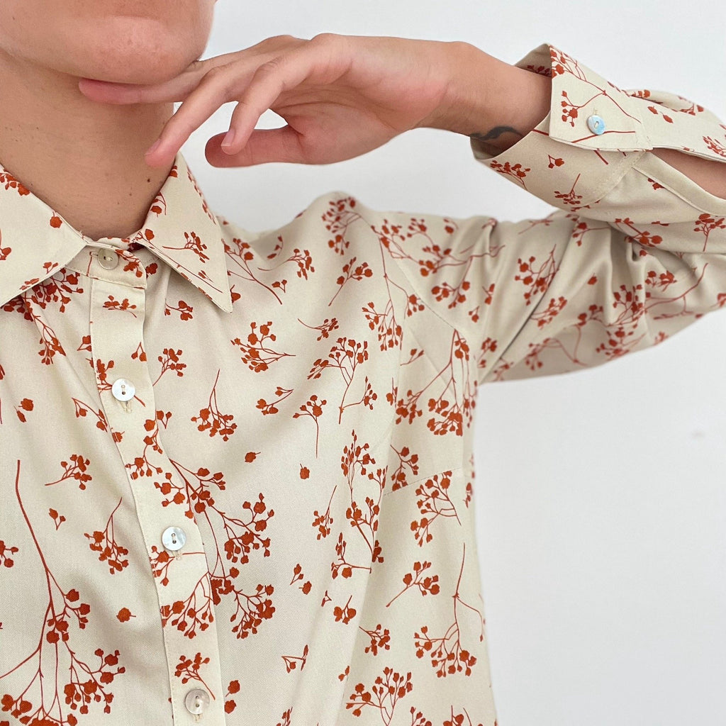 the Pepper shirt in small flowers